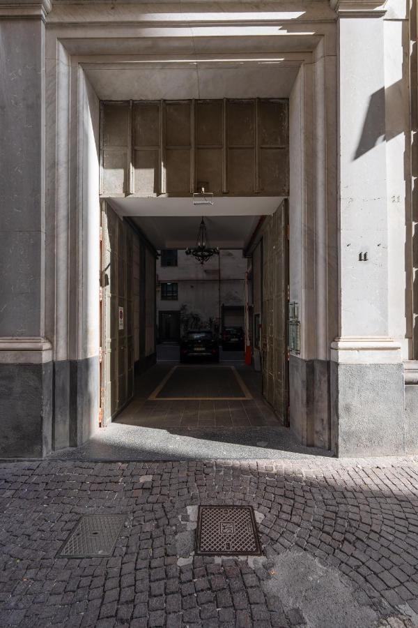 Dimora Dei Martiri Apartment Napoli Bagian luar foto